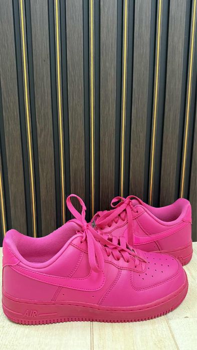 Кецове Nike Air супер запазени циклама