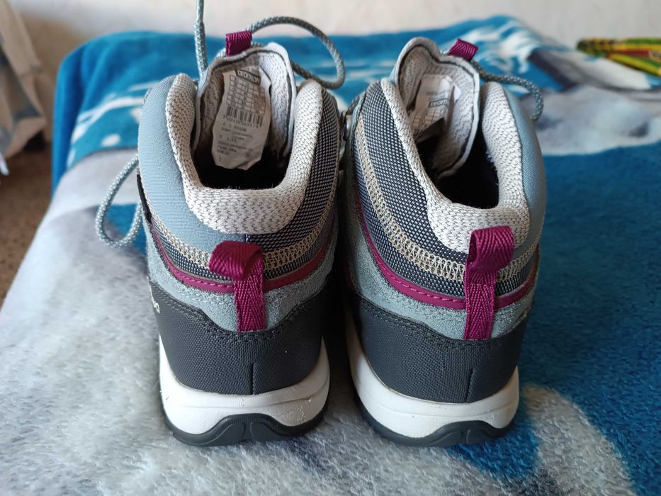 Туристически обувки