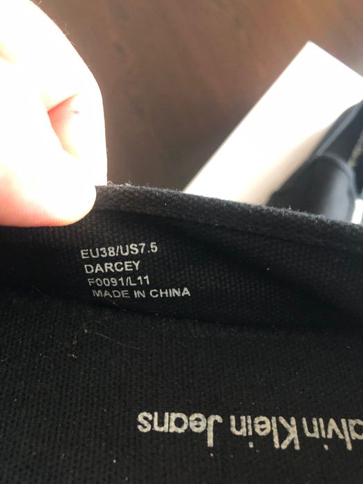 Calvin Klein оригинални дамски гуменки 38 размер.