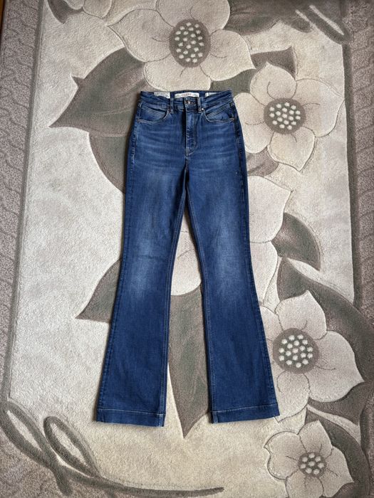 Дамски дънки GUESS