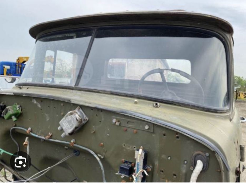 лобовой стекло на зил