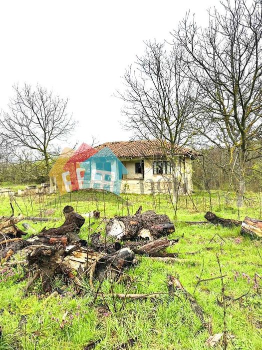 Инвест. проекти в Варна, област-с.Китен с площ 12337кв.м., цена 68000