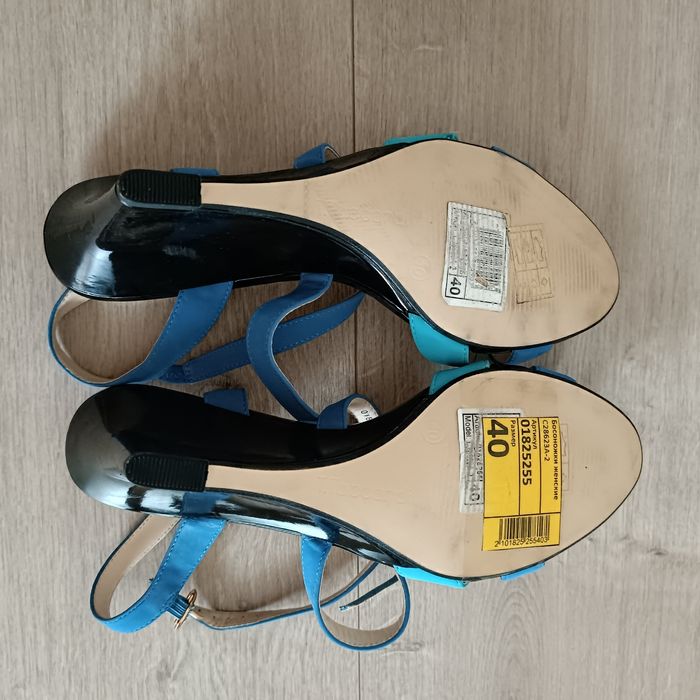 Новая обувь, босоножки