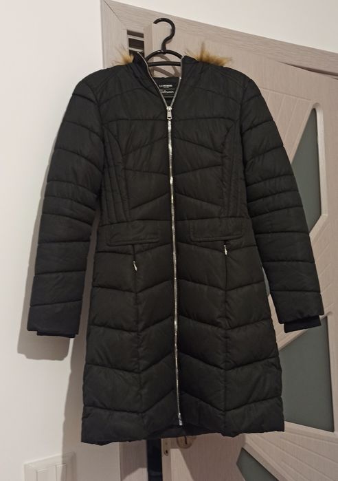 Geacă lungă elegantă de iarnă