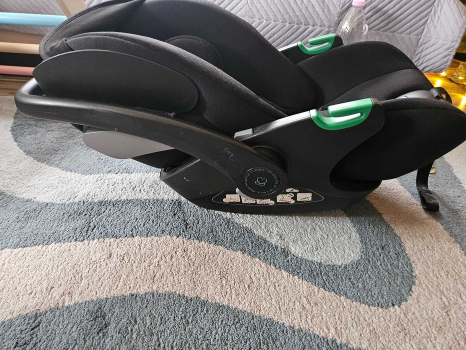 Бебешко кошче за кола