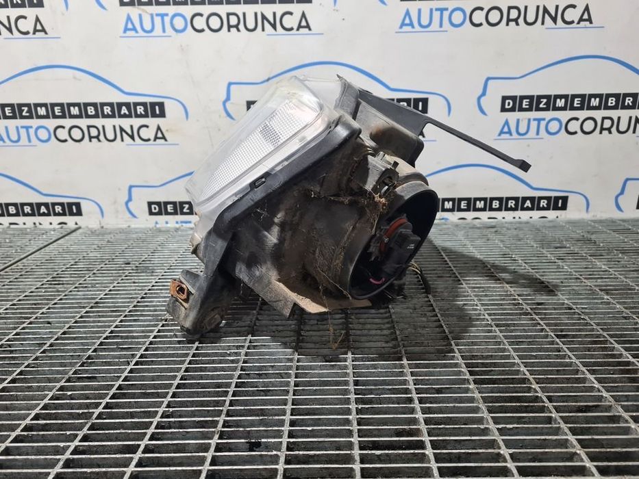 Far Stanga Jeep Compass 2011 - 2015 SUV 4 Usi (925) Cu lupă