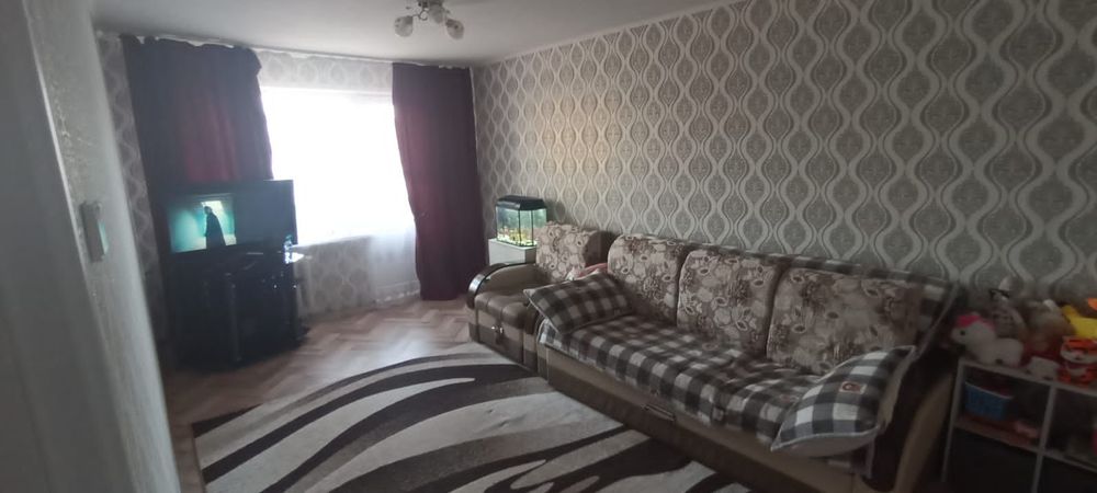 Продаётся 2 комн квартира Циолковского