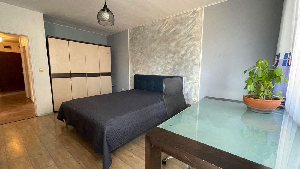 Дава се под наем Тристаен апартамент в София, Красно село - 110 кв.м за 746.64 € - Снимка #6