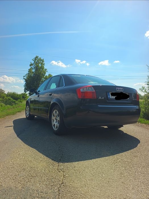 Vand Audi A4 B6 2004