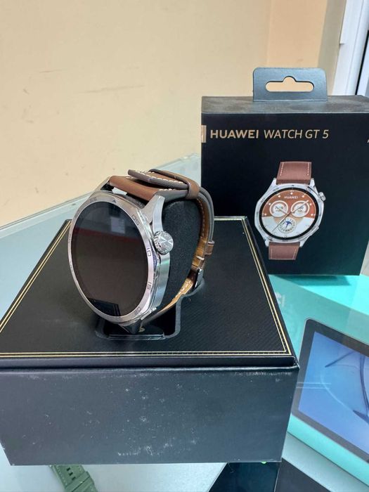Smart часовници Huawei GT 5 и Huawei Watch D