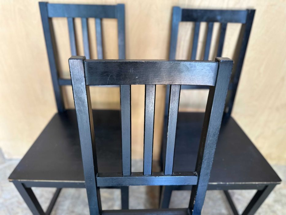 Set 3 Scaune din lemn tip Ikea; Scaun negru