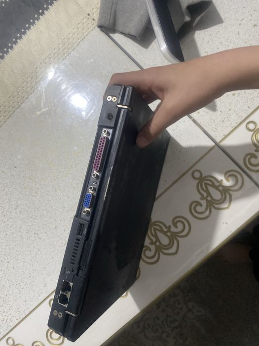 Нотбук заряткасы жоқ