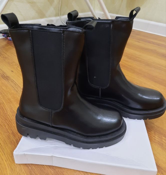 Продам женские обувь