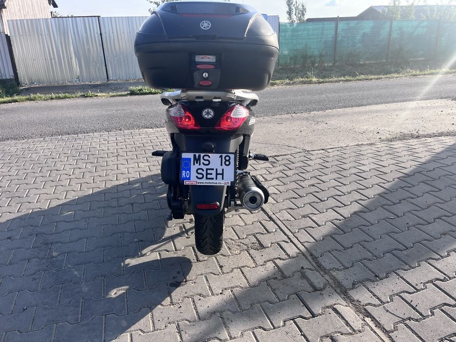 Maxi scuter Yamaha X City 250 chit polini