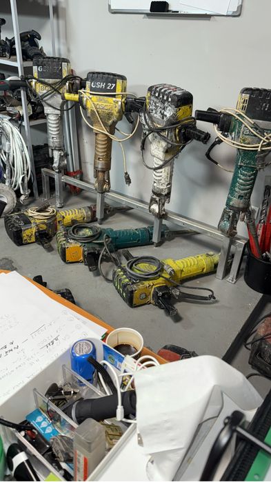 Inchiriez betoniera,picamer,compactor, drujba beton, debitator asfalt