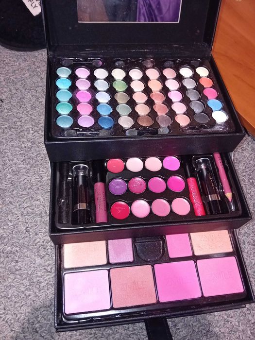 Детско куфарче с гримове