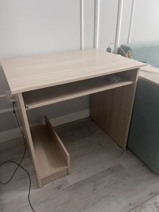 Стол для компьютера