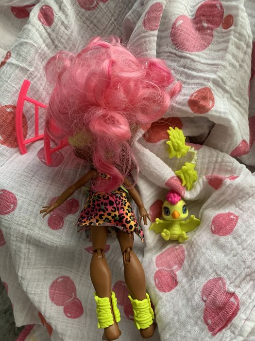 Сладка кукла и подарък още една кукла на последните снимки!