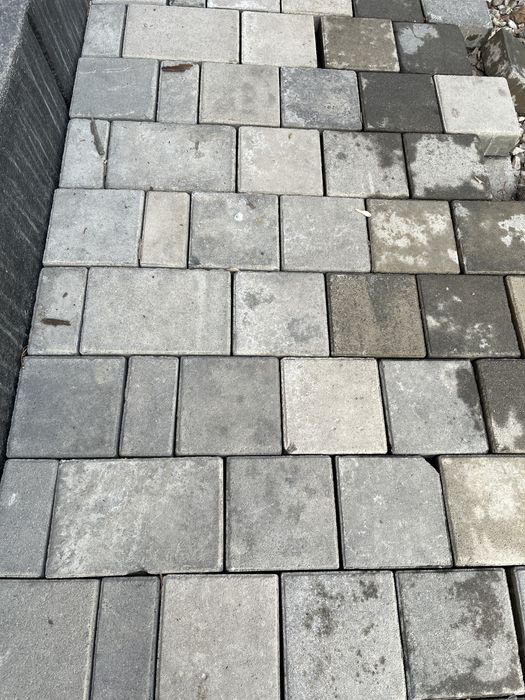 Продается брусчатка серого цвета !
