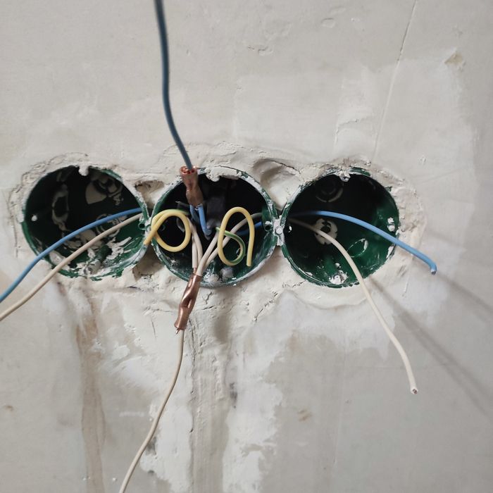 Услуги электрика 24/7