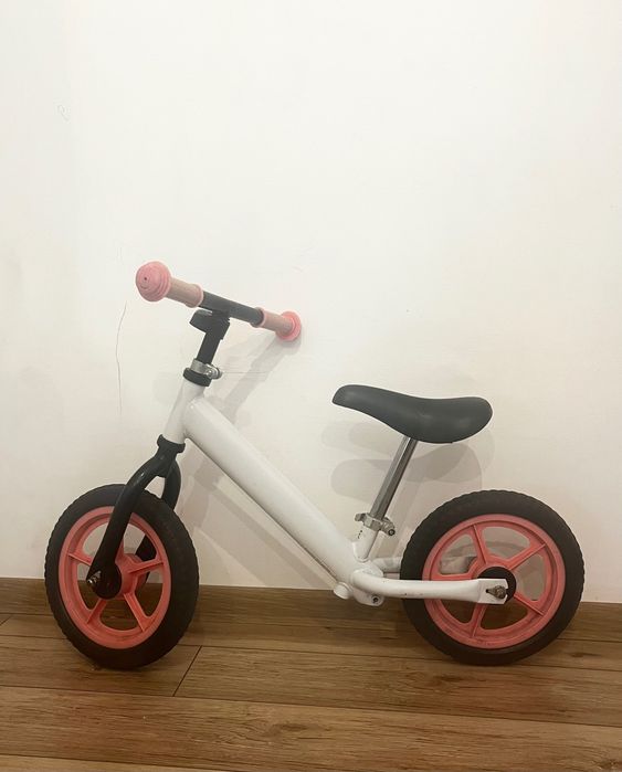 Bicicleta de echilibru pt copii (2-5 ani)