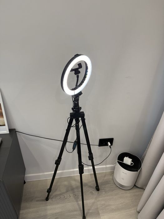 штатив со светом