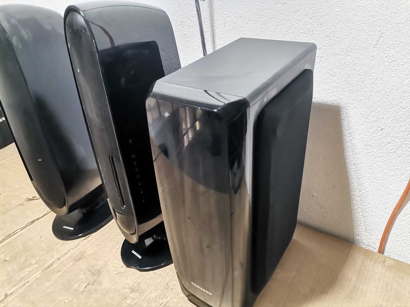 Домашно кино - Samsung RTS-HE 10