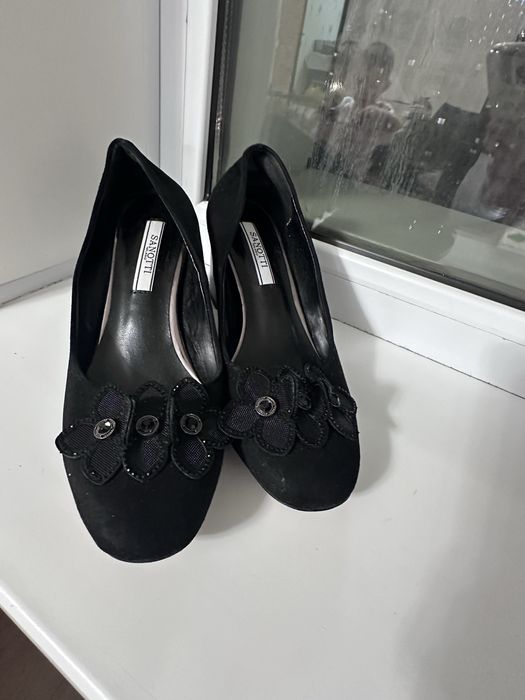 Туфли черные классные