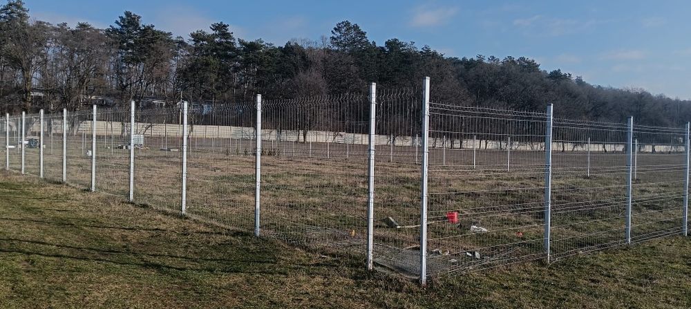 Vand teren SANPETRU intre Harman si Bod