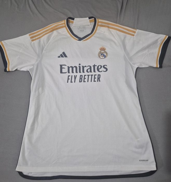 Tricol Real Madrid XL fan version