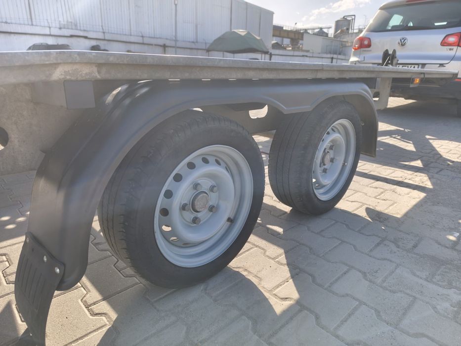 Platforma Gala 4,5m din 2023 de 2700 kg