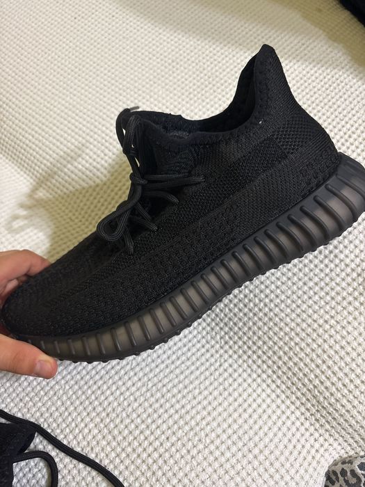 Adidași Yezzy Boost