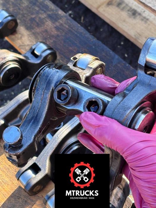 Tacheți cu role ax came – Original MAN