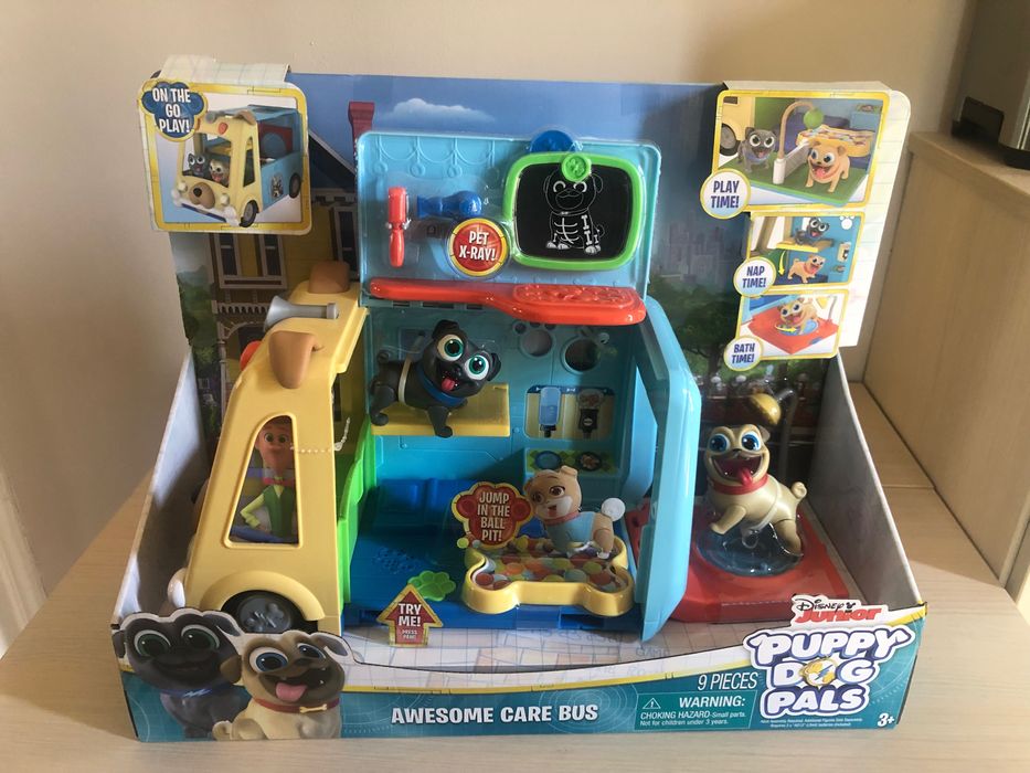 Jucarie Clinica Autobuz Prietenii Catelusi Bingo&Rolly Puppy Dog Pals