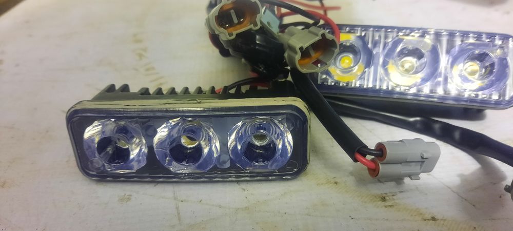 Продаётся  дневное ходовые огни