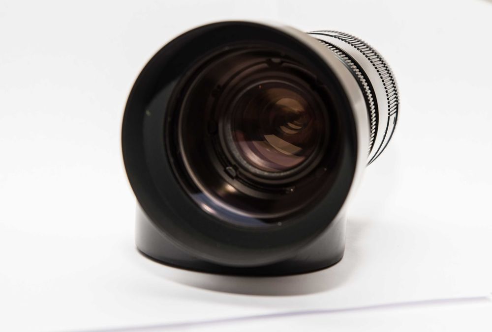 Angenieux Zoom 45-90mm F/2.8 Lens for Leica