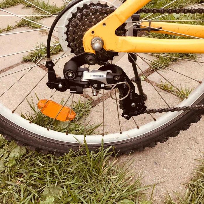 Vand biciclete marime 26 cadru aluminiu