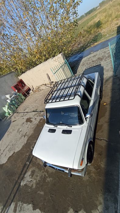 Vaz 2106 benzin va metanga (75litr) muammosiz yuradi.