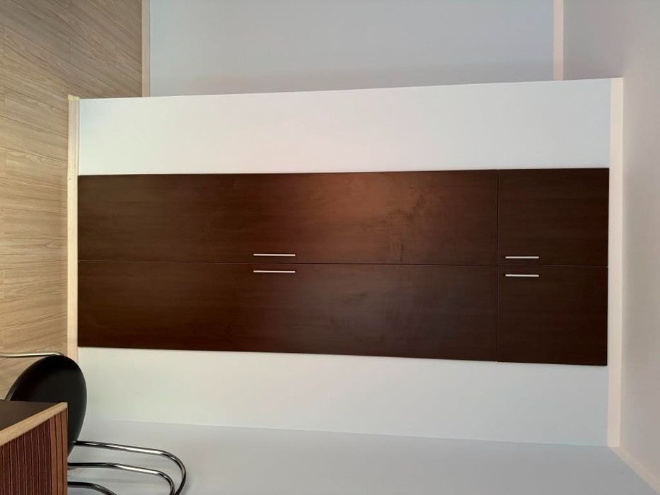 Închiriez apartament cu trei camere