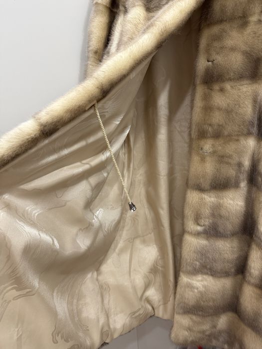 Норковая шуба, рукава-трансформер.