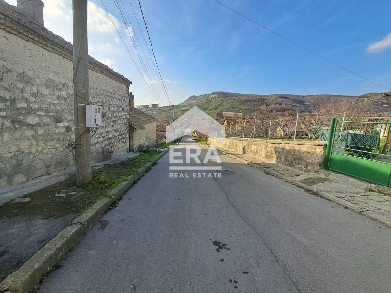 Продава се Къща в Девня - 66 кв.м за 595 €/кв.м - Снимка #2