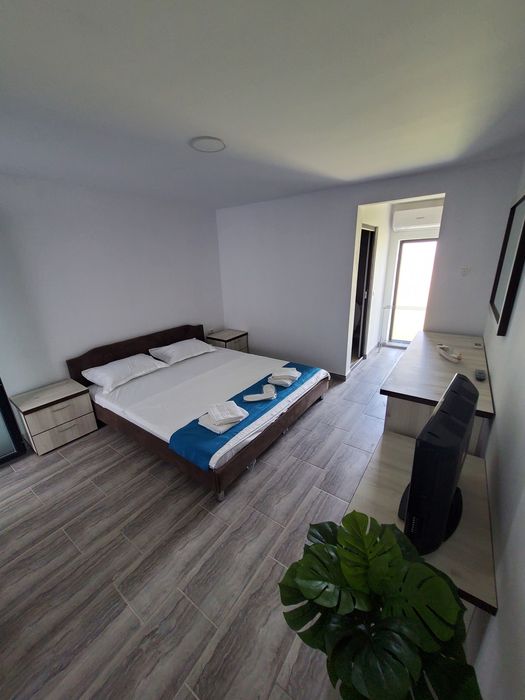 CAZARE Costinesti(Vila cu piscina INCALZITA si statie de incarcare masini electrice )