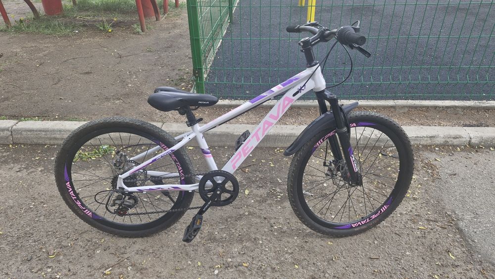Продам велосипед для девочки