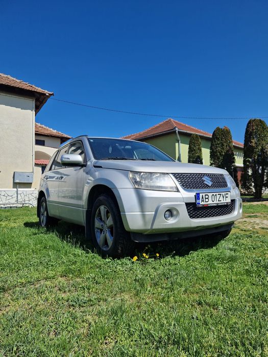 Suzuki Grand Vitara , an 2011