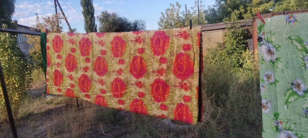Продам срочно одеяло. Матрас