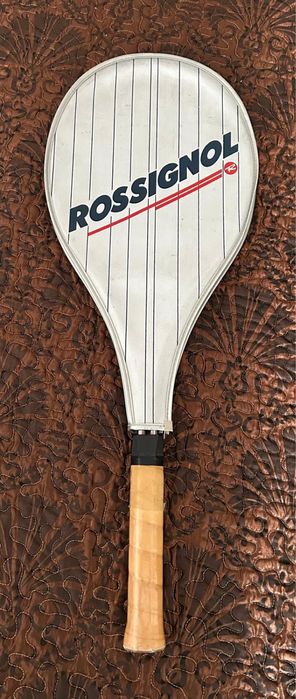 2 rachete de tenis 68 si 64 cm