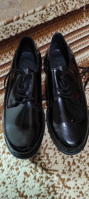 Нови мъжки официални обувки  40 номер