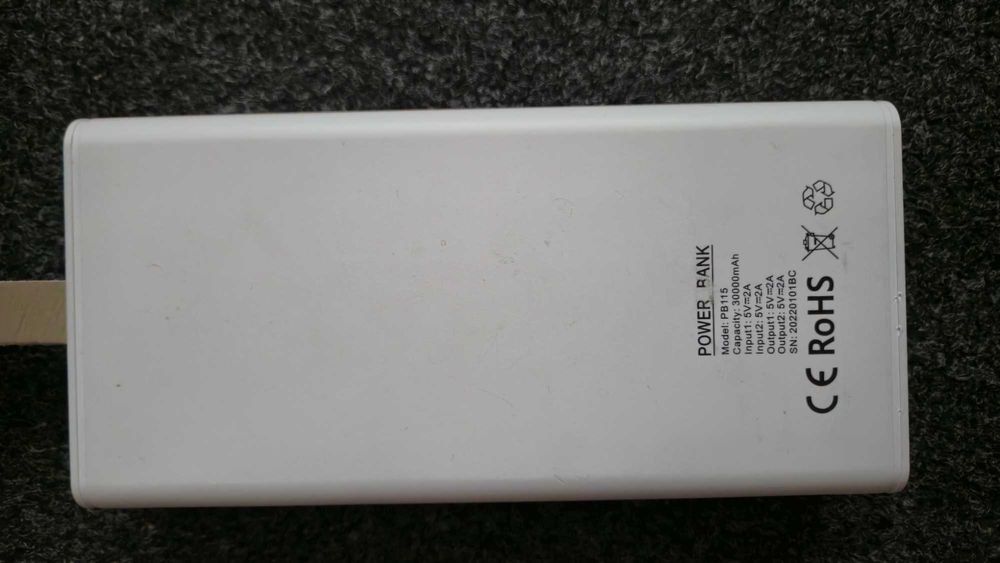 Външна батерия 30 000 mAh