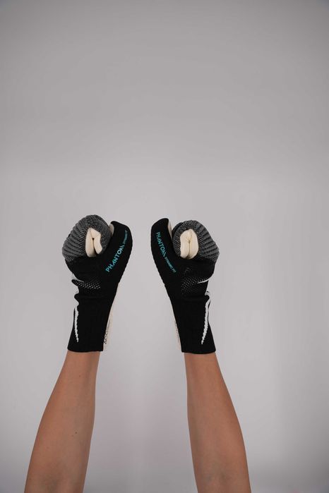 Вратарские перчатки Nike Phantom Gripknit