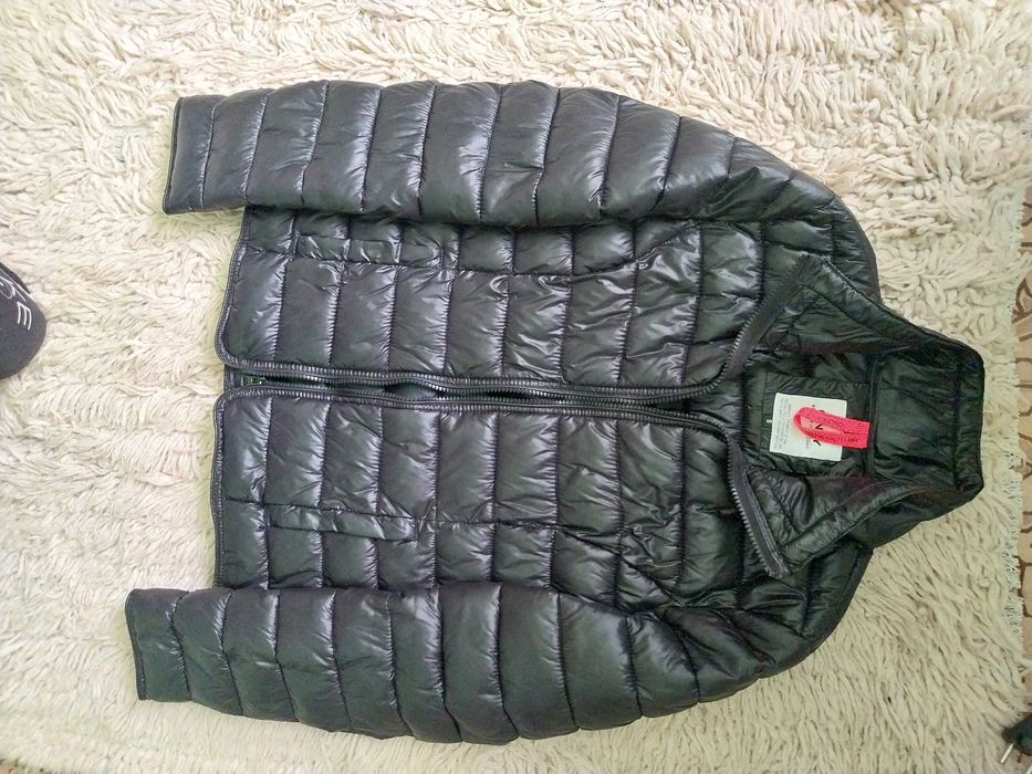 Дамско яке пролет-есен Томи Хилфигер,тъмносиньо-ново,и черно яке Only